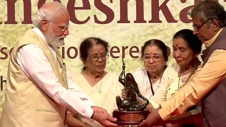 modi-lata-award