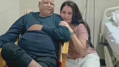 Rohini_Acharya with Lalu