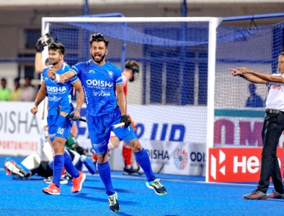 Indian Hockey Captn