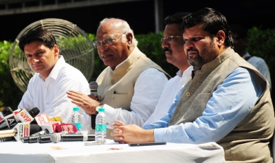 Kharge with Spokespersons