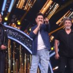 Kumar Sanu, Dipak Tijori