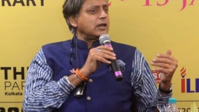 Shashi Tharoor