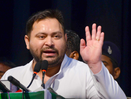 #TejashwiYadav #NitishKumar #BiharViolence #PatnaFiring #BiharLawAndOrder