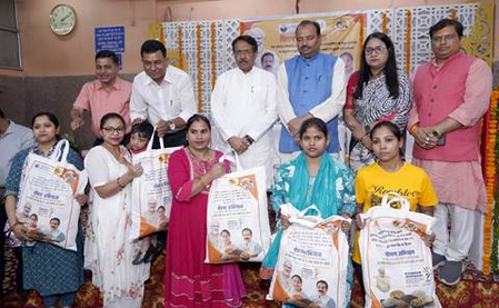 #PoshanAbhiyaan #FightMalnutrition #HealthyIndia #NutritionForAll #ViksitBharat