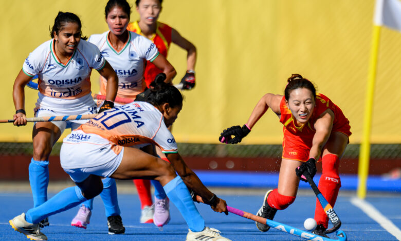 Women's Hockey Team