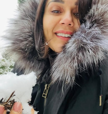 Preity Zinta Snowy Midweek Moment