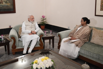 PM Modi Mamata Banerjee